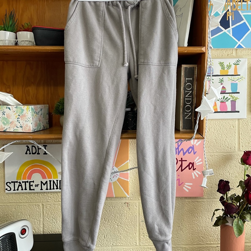 Abercrombie ruffle waist joggers
